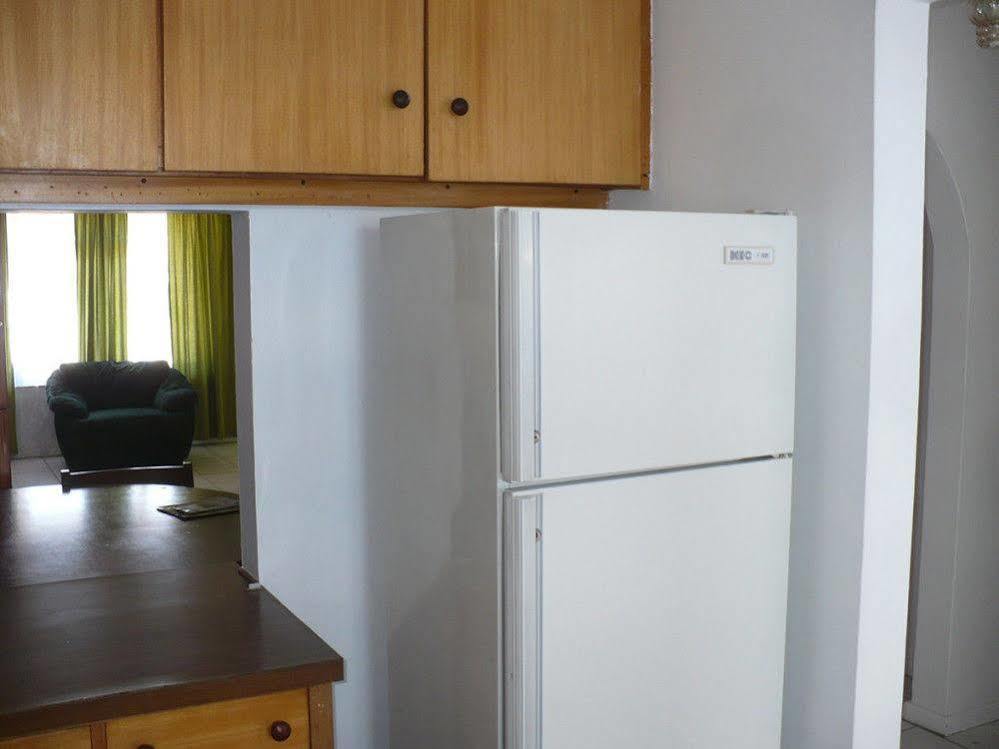 Backpacker Apartments Плеттенберг-Бей Экстерьер фото