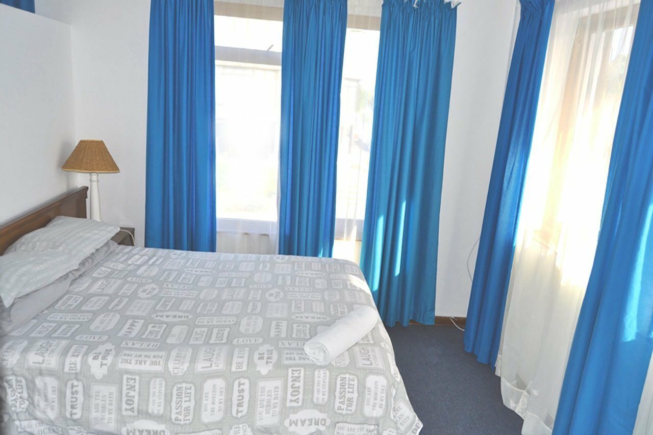 Backpacker Apartments Плеттенберг-Бей Экстерьер фото